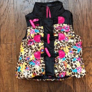 Enyce girl’s 6-9 month floral puffer vest